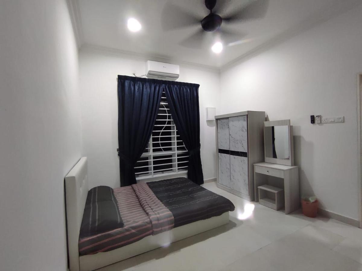Bb D'Velodrom Homestay Дунгун Экстерьер фото